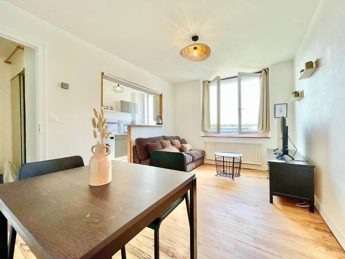 Apartment Centre Ville - Lumineux - Fibre Internet Haut Debit - Route Des Plages Lorient France